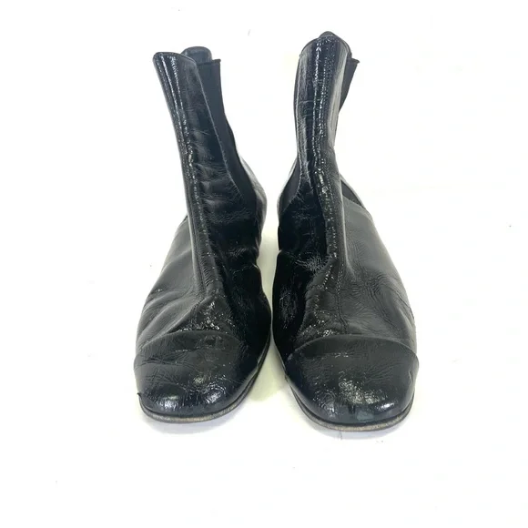 Chanel blacker Patent leather ankle boots size 40